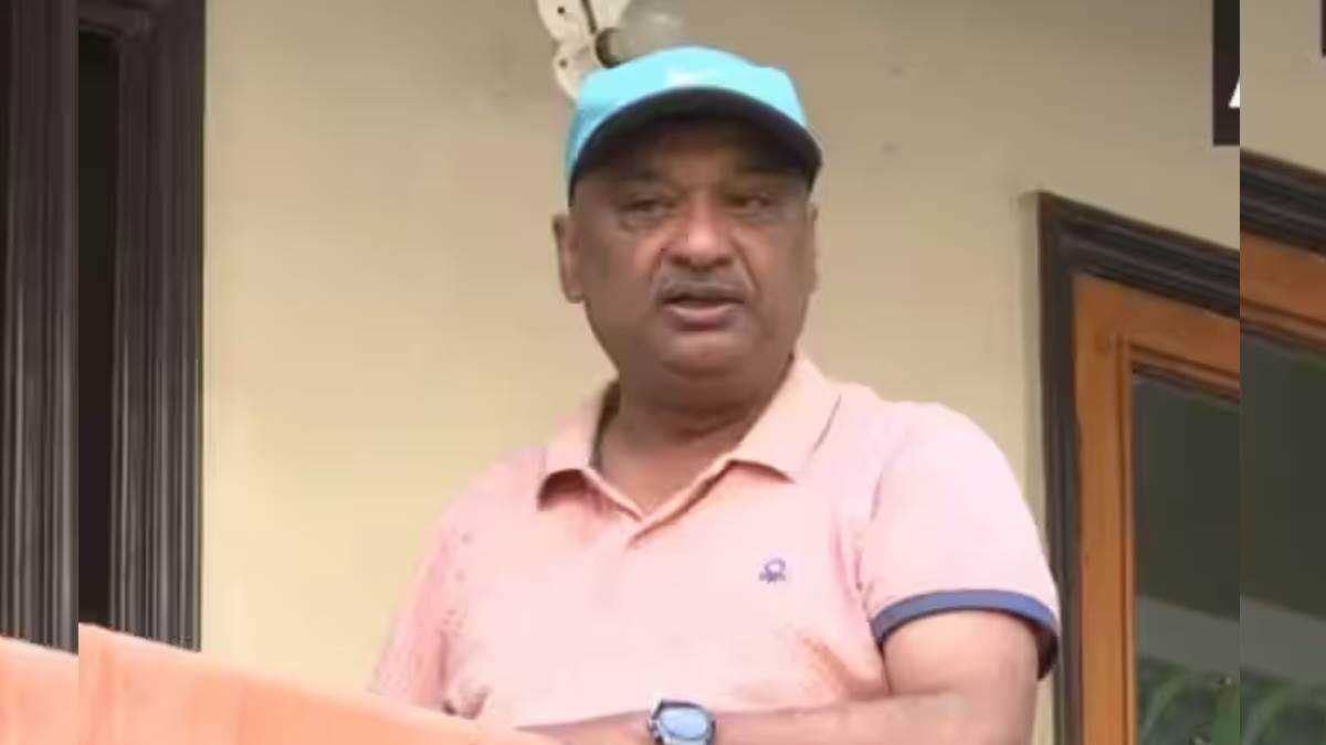 बिहार में सुनील सिंह की सदस्यता रद्द होने के बाद मामले को तूल देने में जुटा महागठबंधन